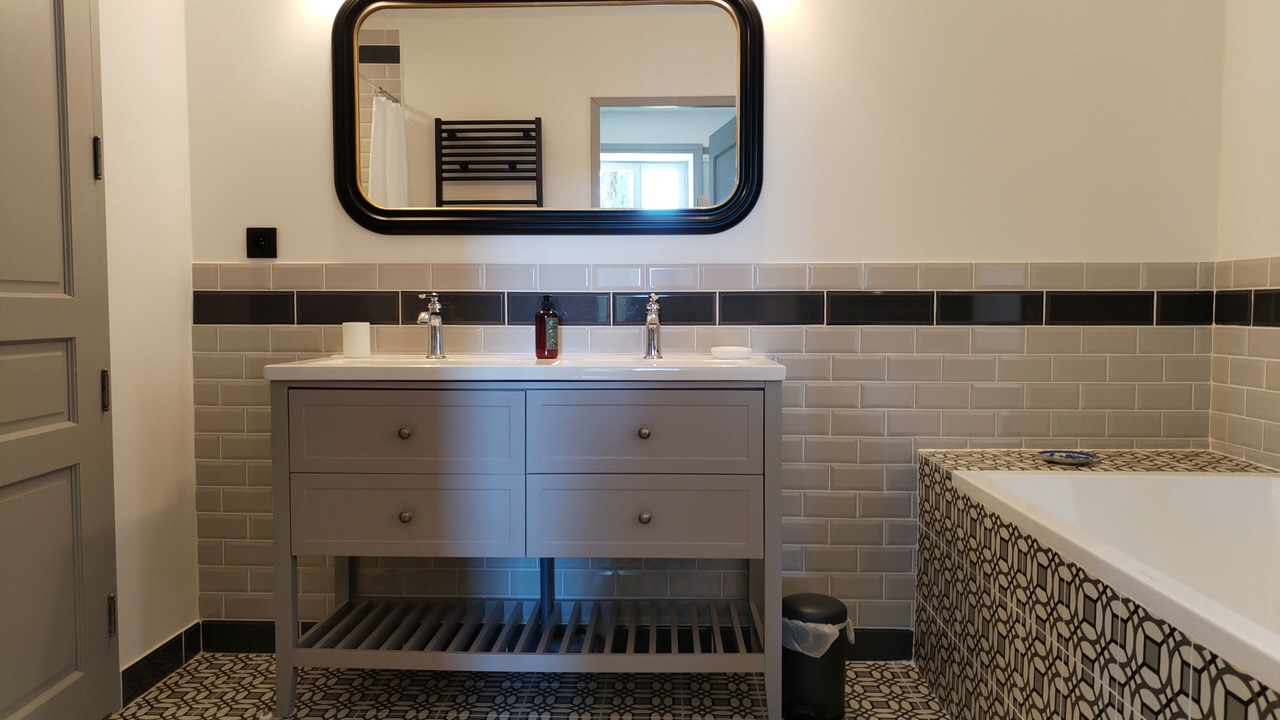 Photo of Bathroom in Cornillon