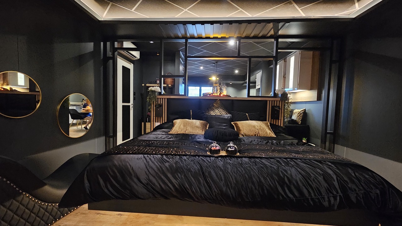 Photo of Bedroom in Dommartin-la-Chaussee