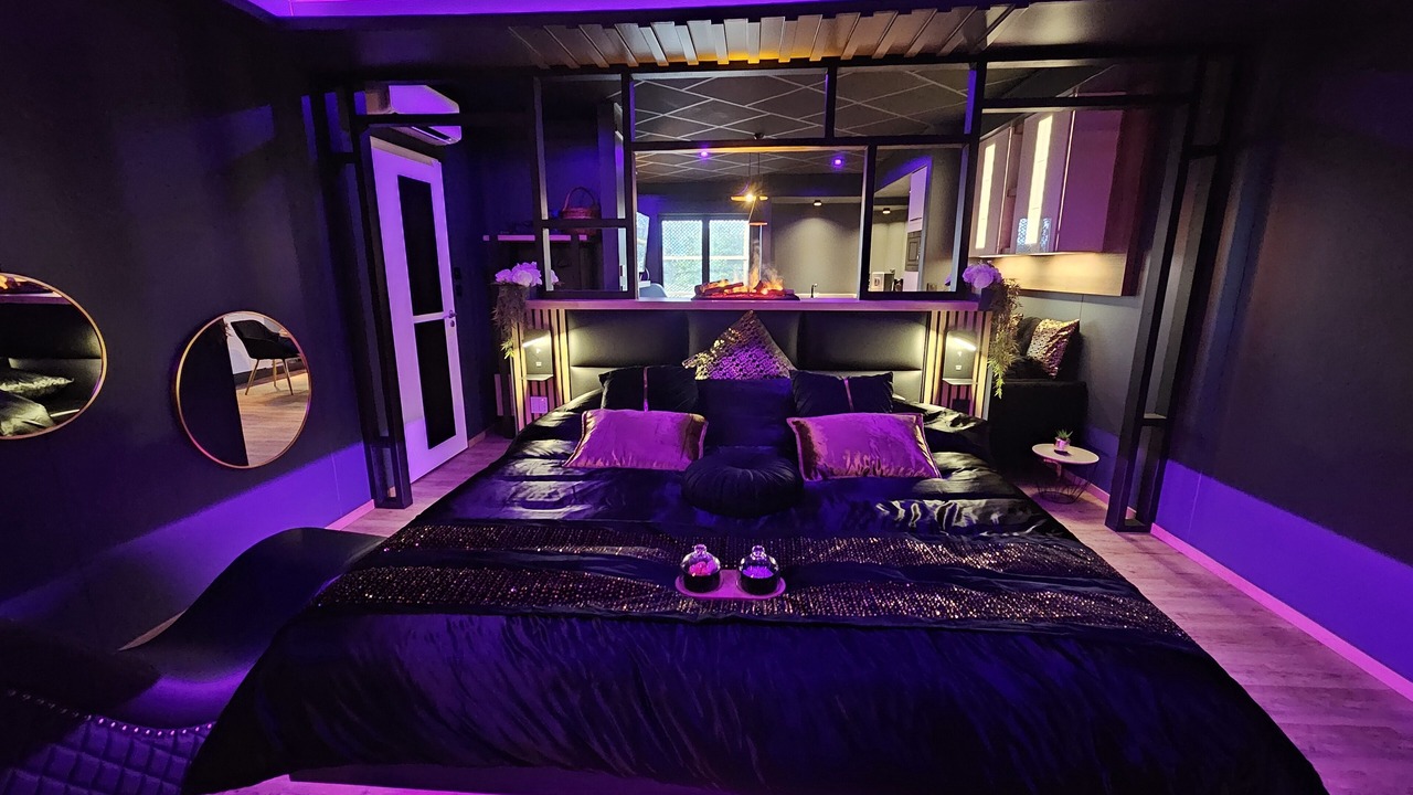 Photo of Bedroom in Dommartin-la-Chaussee