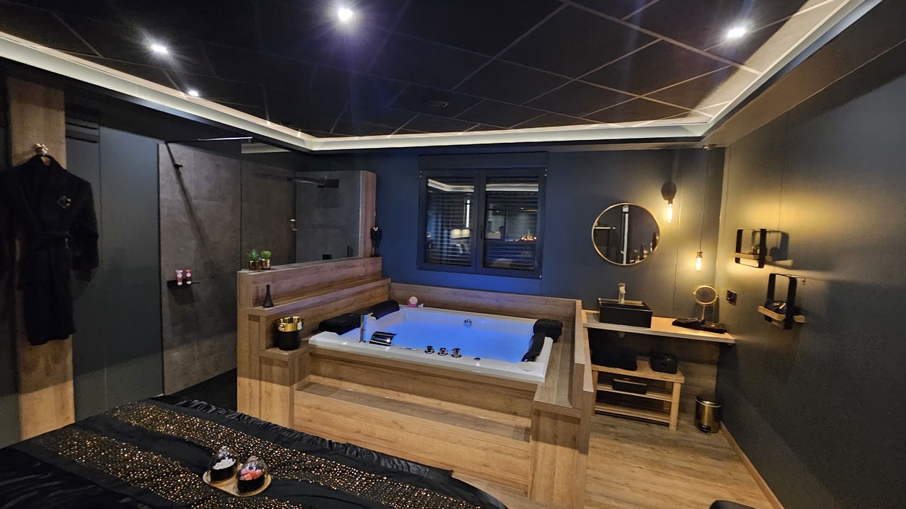 Photo of Bathroom in Dommartin-la-Chaussee