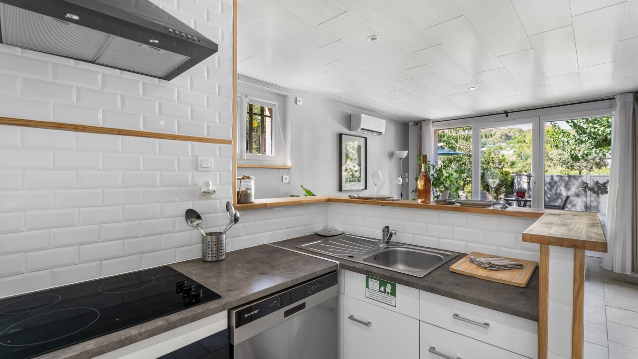 Photo of Kitchen in Cuers