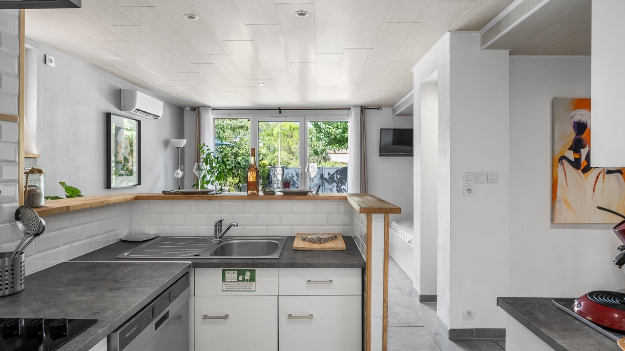 Photo of Kitchen in Cuers