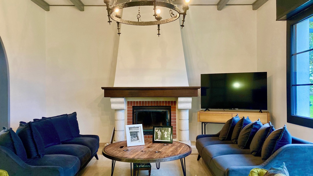 Photo of Livingroom in Aignan