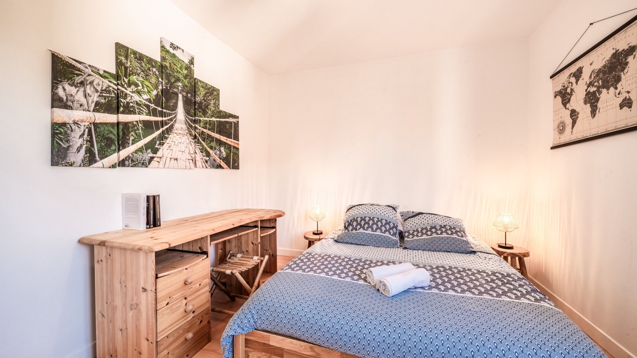 Photo of Bedroom in Thonon-les-Bains