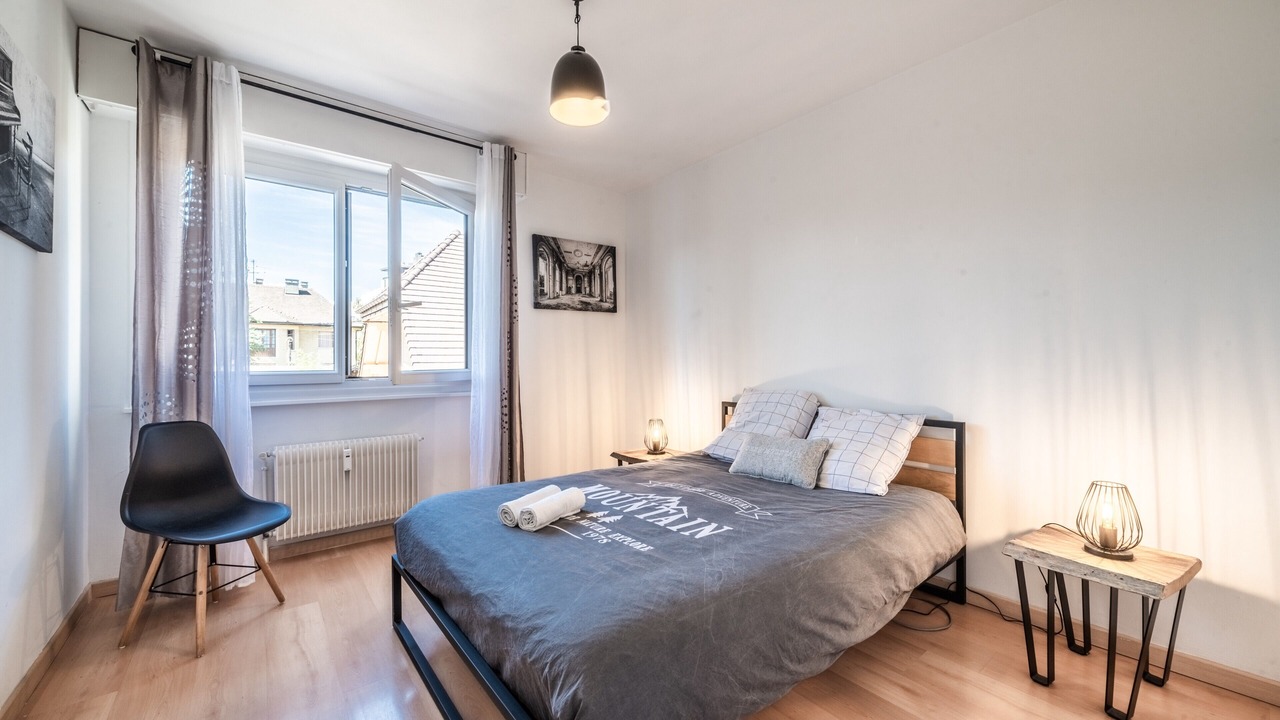Photo of Bedroom in Thonon-les-Bains