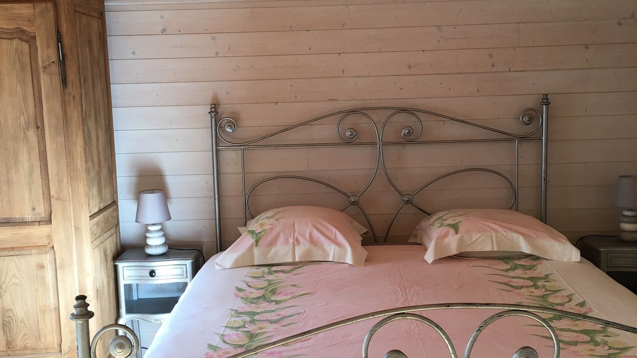 Photo of Bedroom in Bagnols-en-Foret