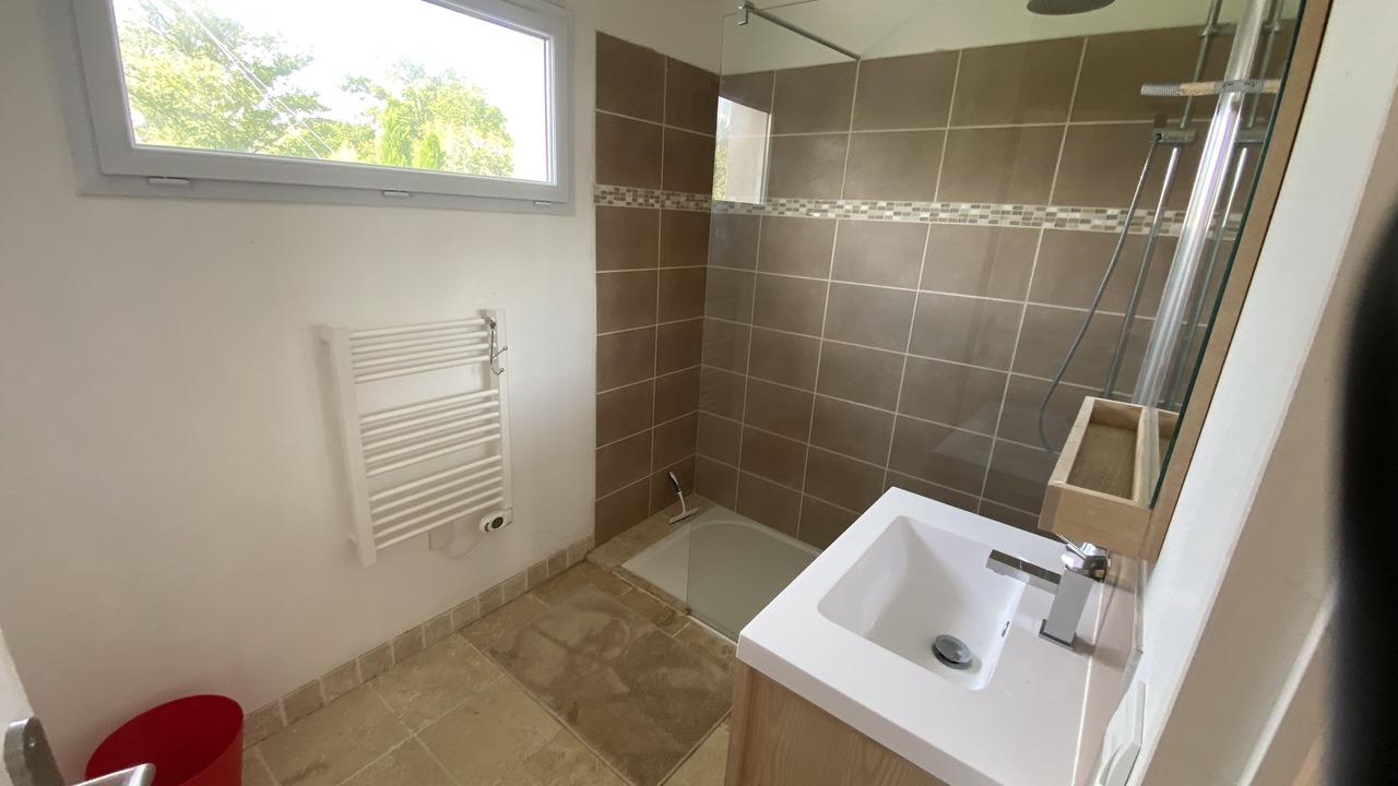 Photo of Bathroom in Belvezet
