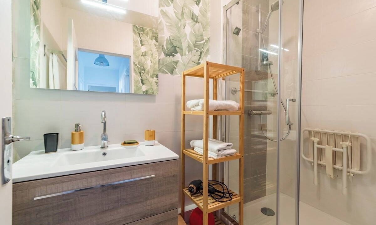 Photo of Bathroom in Saint-Brieuc