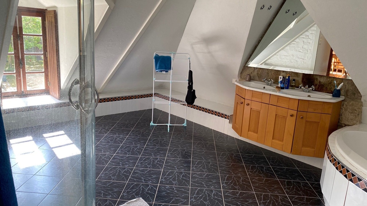 Photo of Bathroom in Plounevez-Moedec