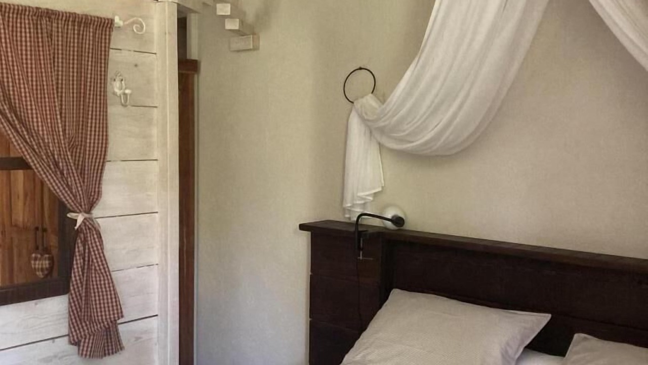Photo of Bedroom in Meounes-les-Montrieux