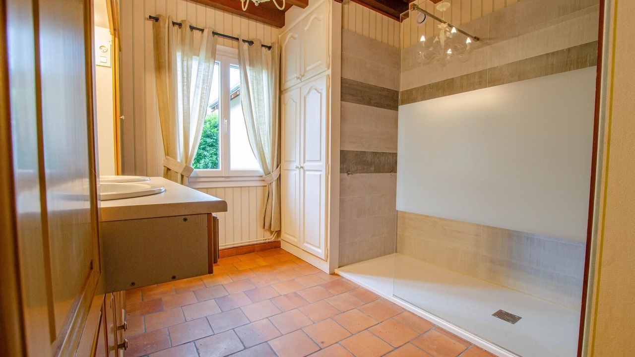 Photo of Bathroom in Piney