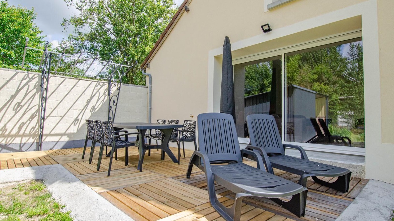 Photo of Outdoor in Neuville-sur-Vanne