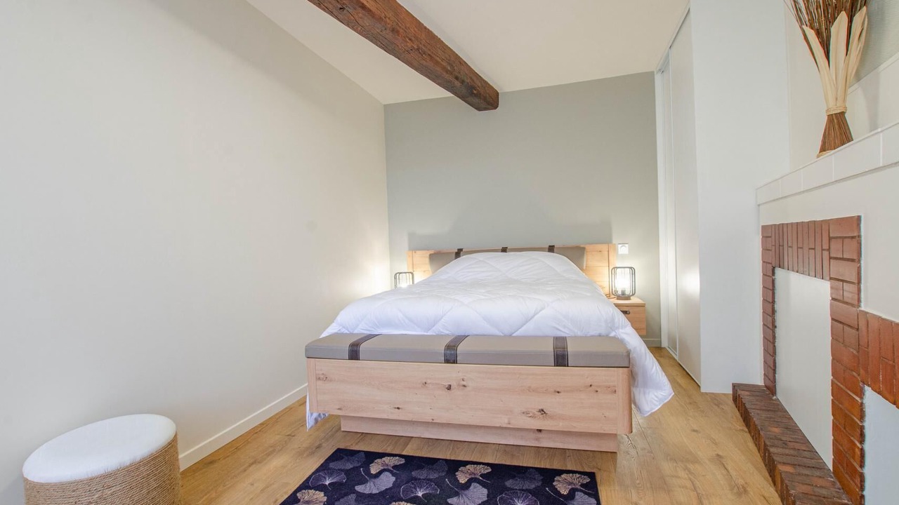 Photo of Bedroom in Neuville-sur-Vanne
