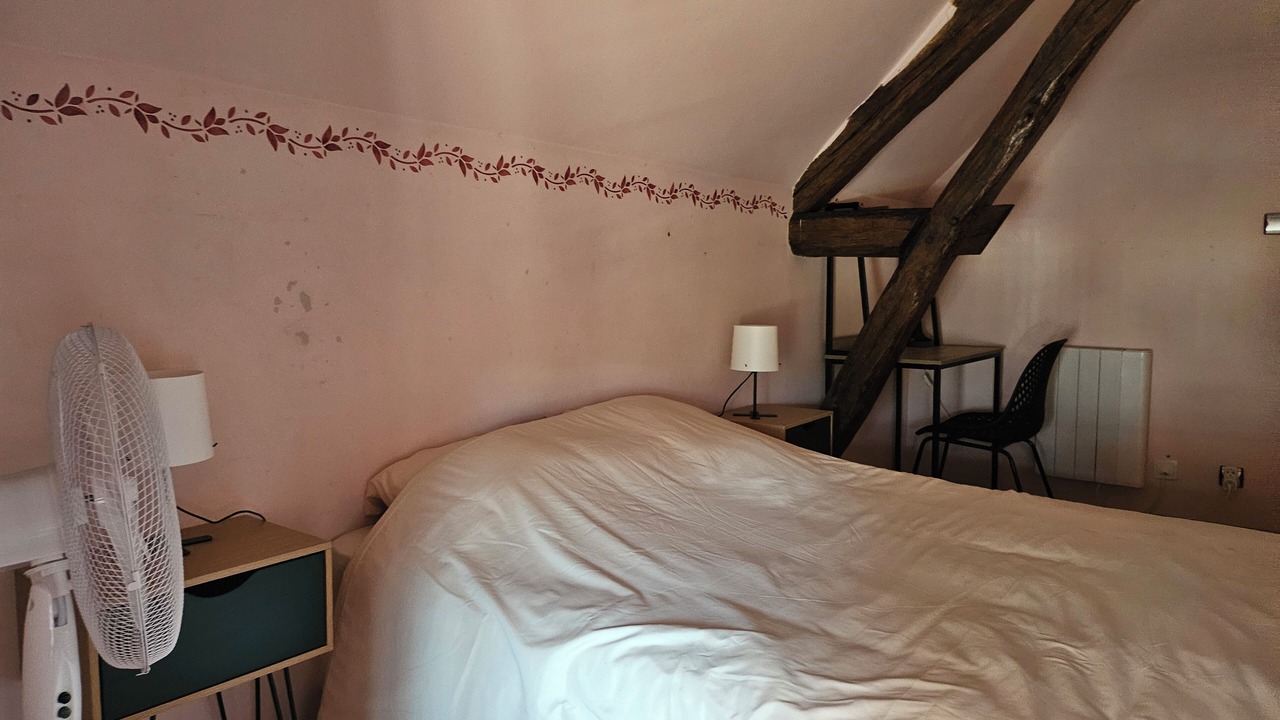 Photo of Bedroom in Vendeuvre-sur-Barse