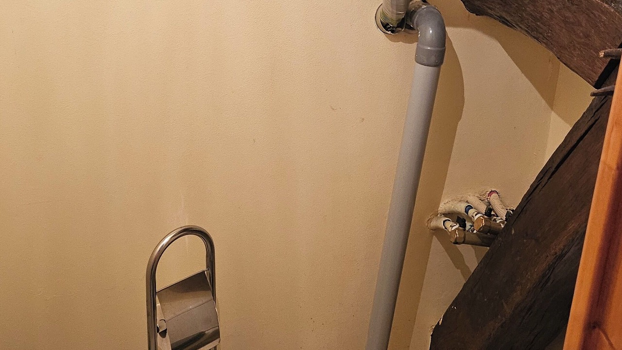 Photo of Bathroom in Vendeuvre-sur-Barse