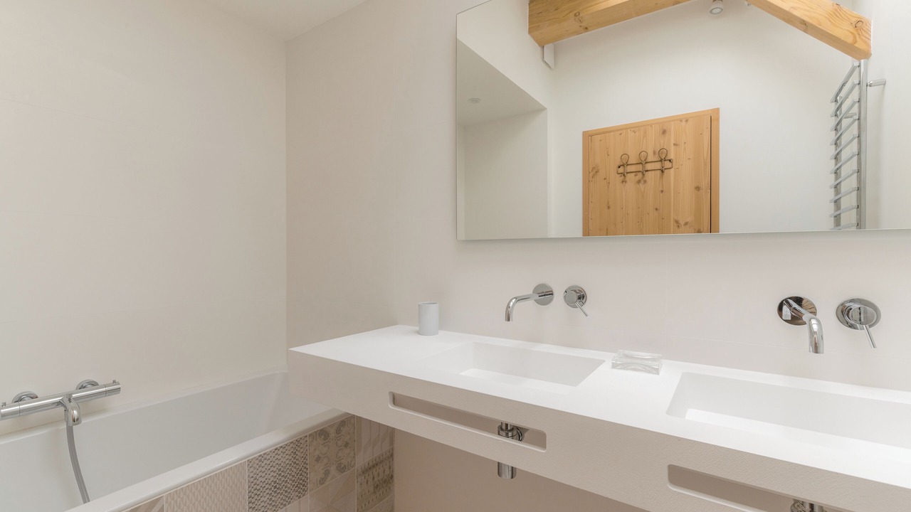 Photo of Bathroom in Jausiers