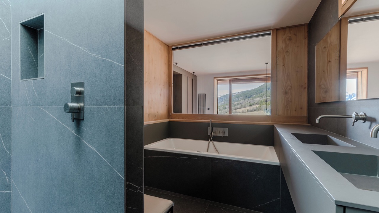 Photo of Bathroom in Jausiers