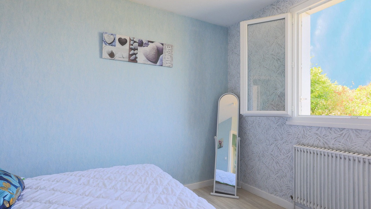 Photo of Bedroom in Ploumagoar