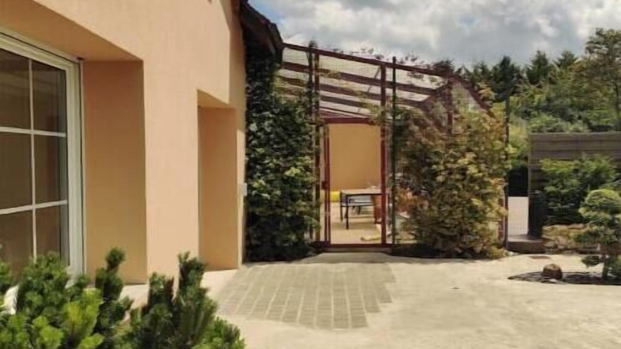 Photo of Patio Balcony in Chatillon-sur-Morin