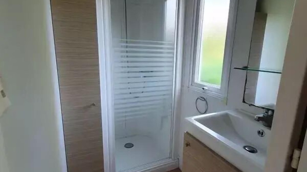Photo of Bathroom in Le Change