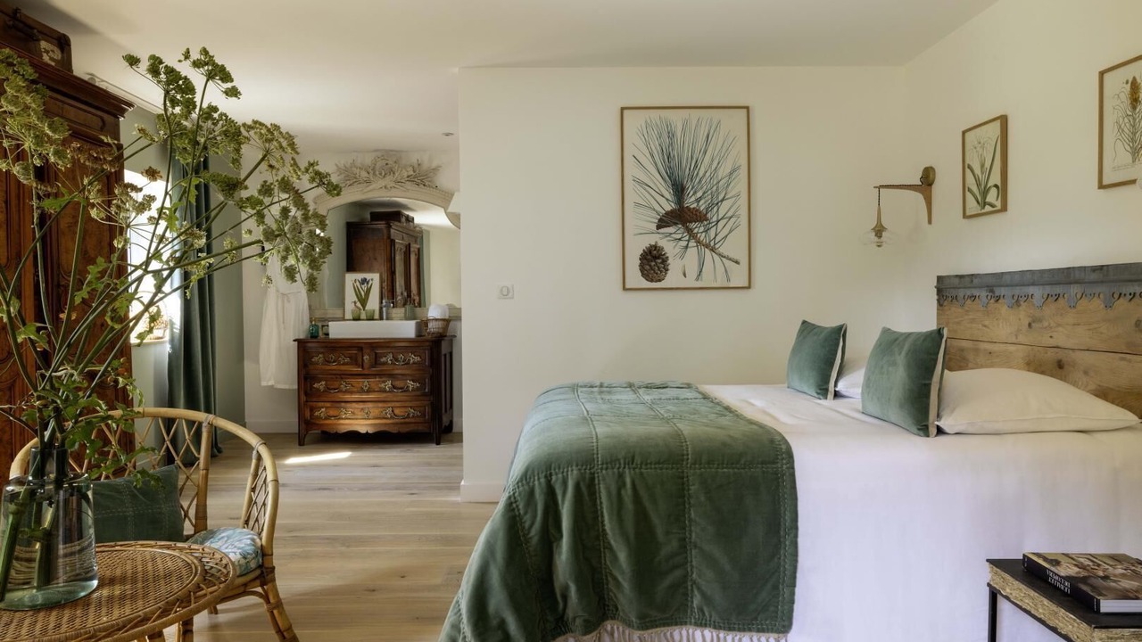 Photo of Bedroom in Saint-Benoist-sur-Vanne