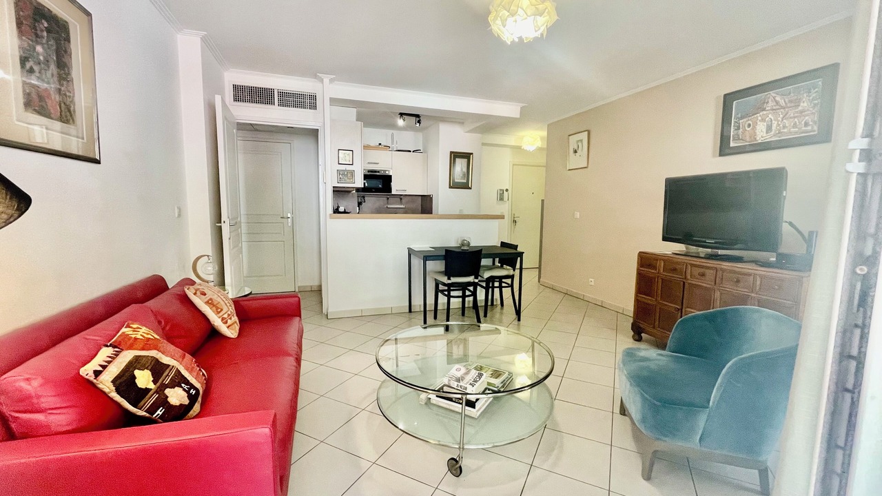 Photo of Livingroom in Beausoleil