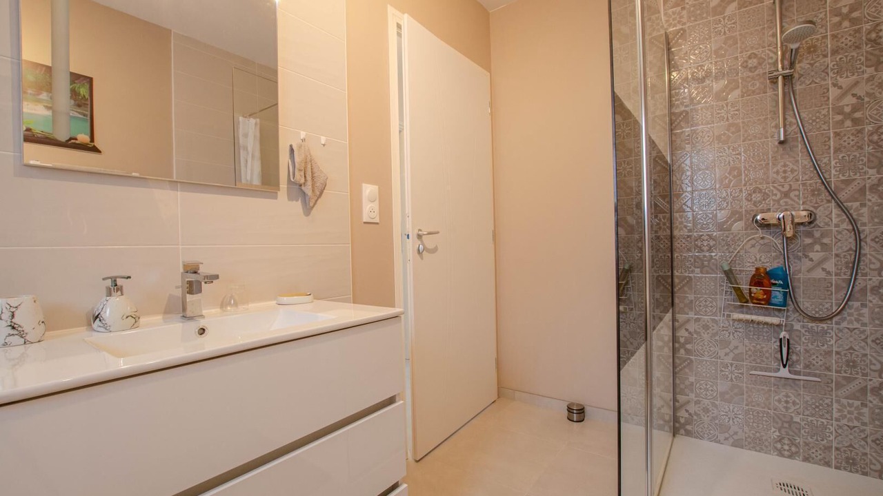 Photo of Bathroom in Savieres