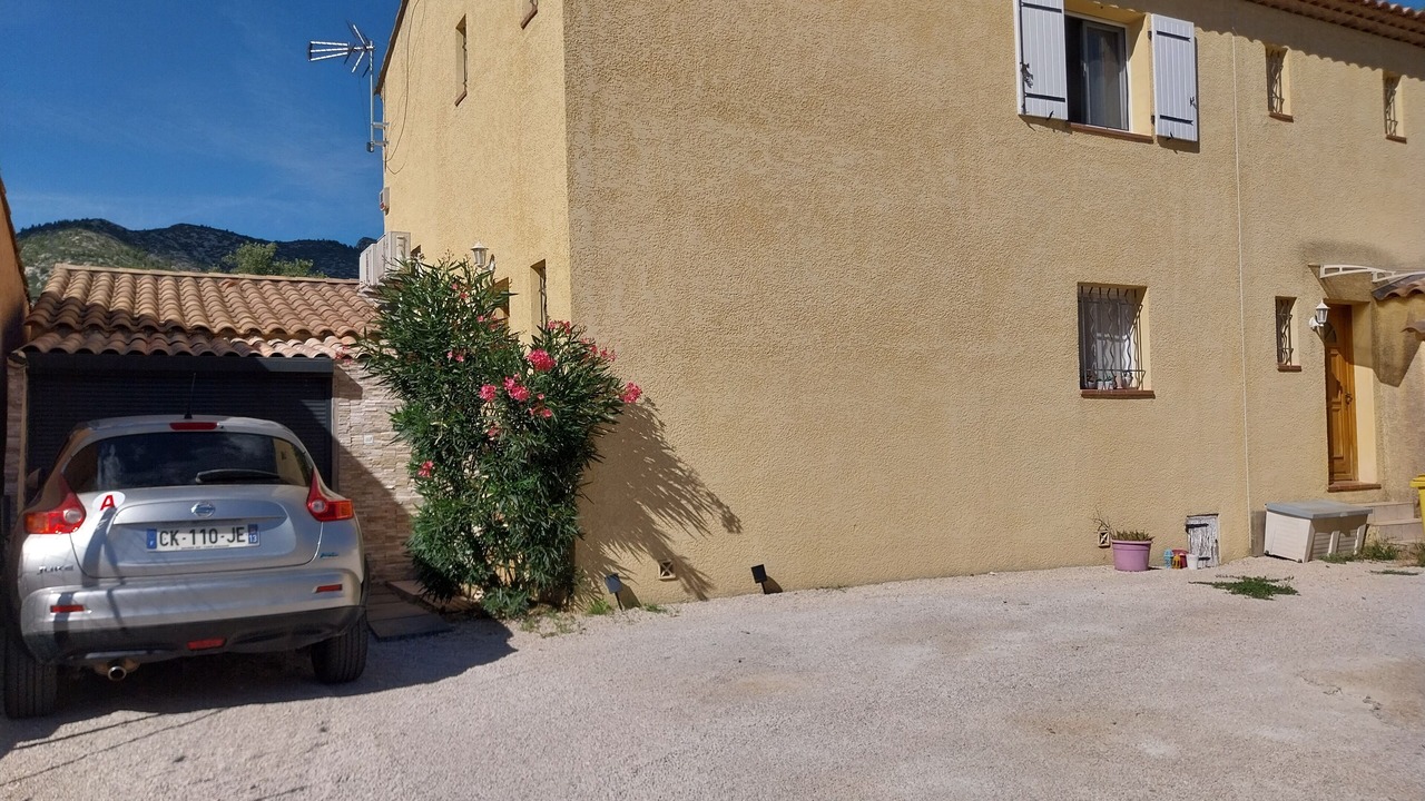 Photo of Outdoor in Gemenos