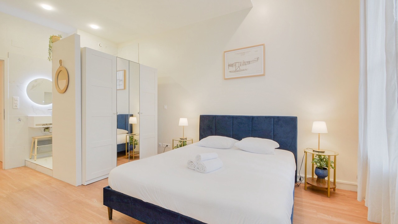 Photo of Bedroom in Saint Nicolas - Charles III - Ville vieille - Trois Maisons - Leopold