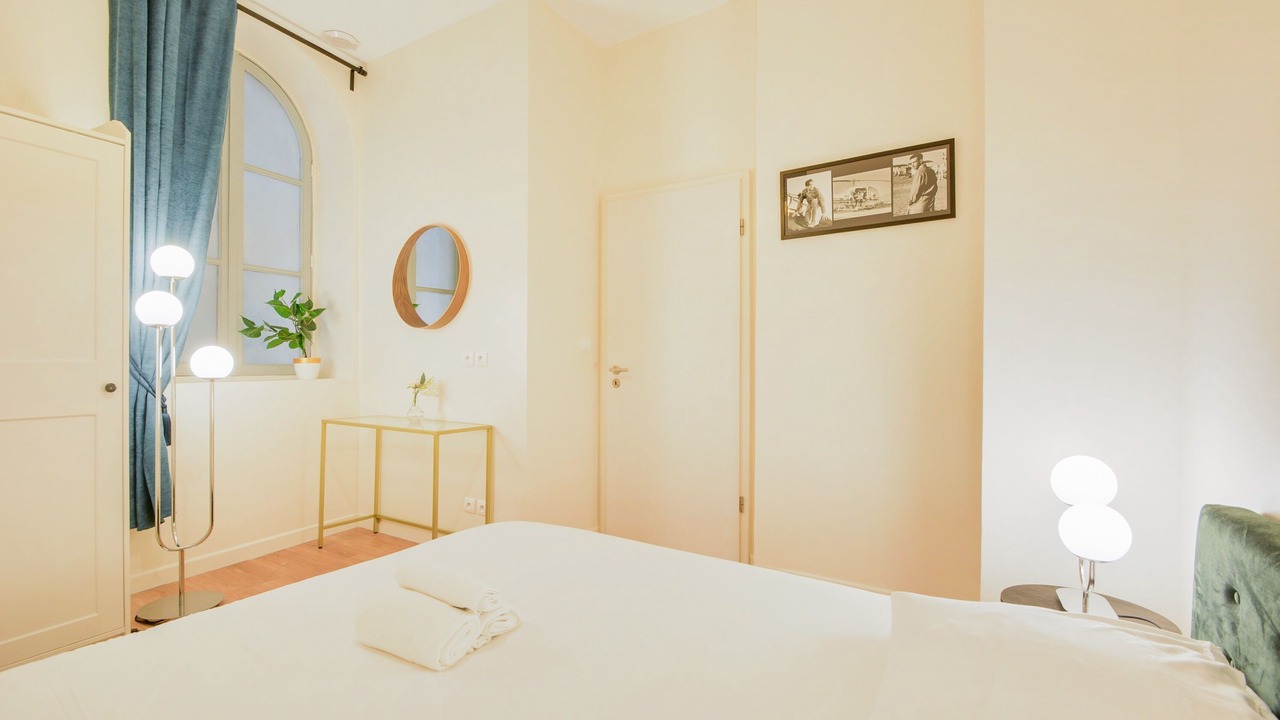 Photo of Bedroom in Saint Nicolas - Charles III - Ville vieille - Trois Maisons - Leopold