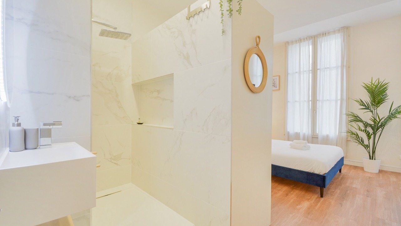Photo of Bathroom in Saint Nicolas - Charles III - Ville vieille - Trois Maisons - Leopold