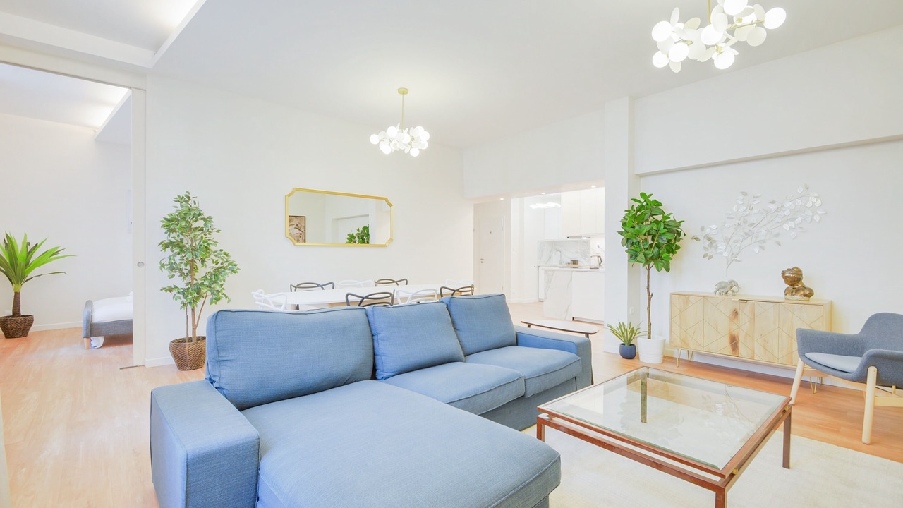 Photo of Livingroom in Saint Nicolas - Charles III - Ville vieille - Trois Maisons - Leopold