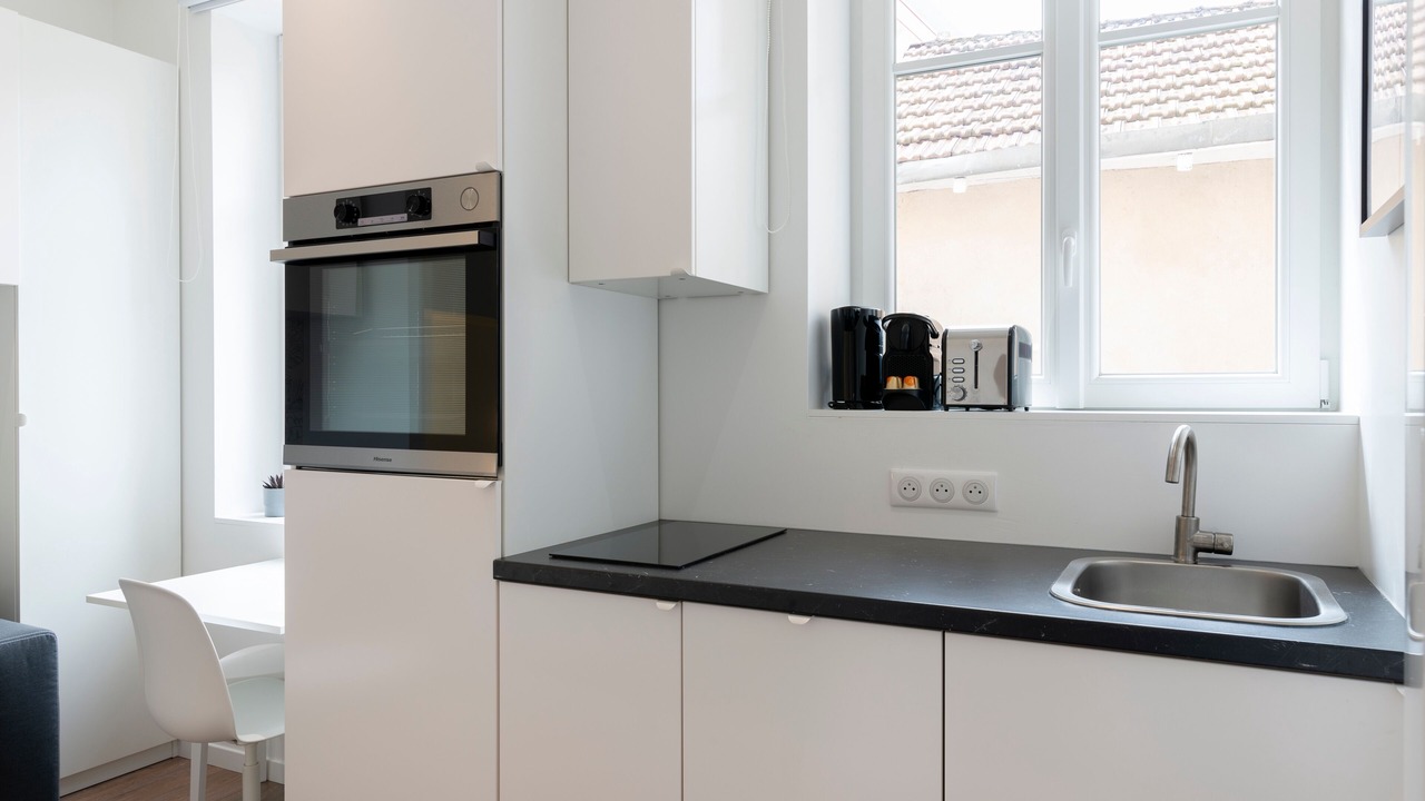 Photo of Kitchen in Saint Nicolas - Charles III - Ville vieille - Trois Maisons - Leopold