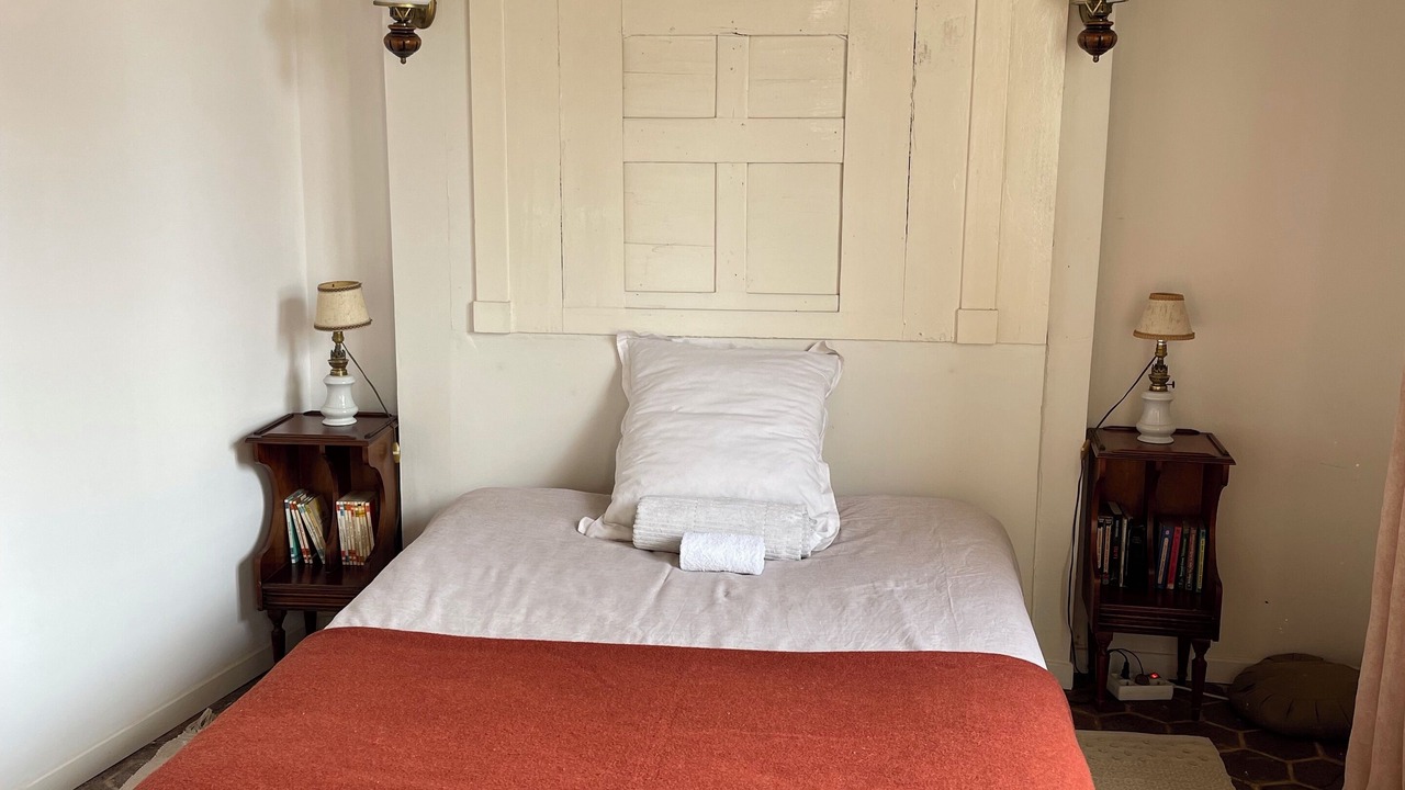 Photo of Bedroom in Villeneuve-l'Archeveque