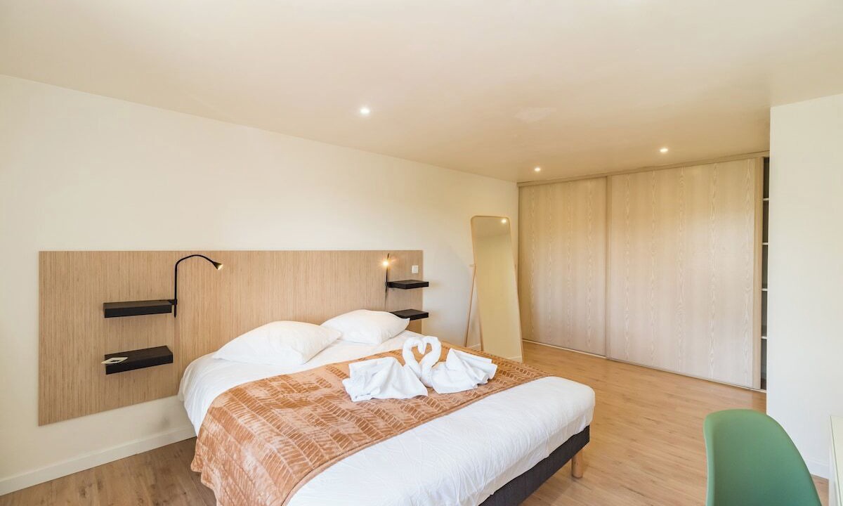 Photo of Bedroom in Saint-Carreuc