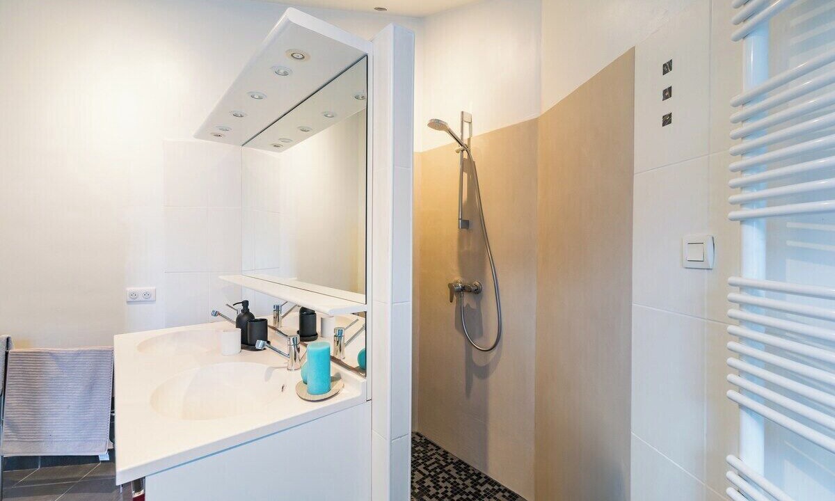 Photo of Bathroom in Saint-Carreuc