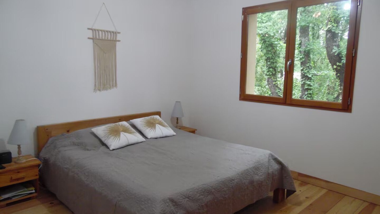 Photo of Bedroom in Collias