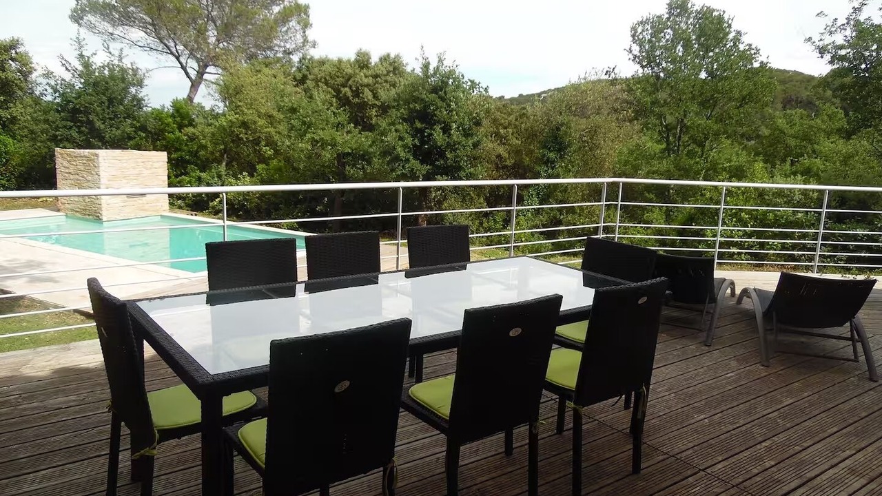 Photo of Outdoor in Collias