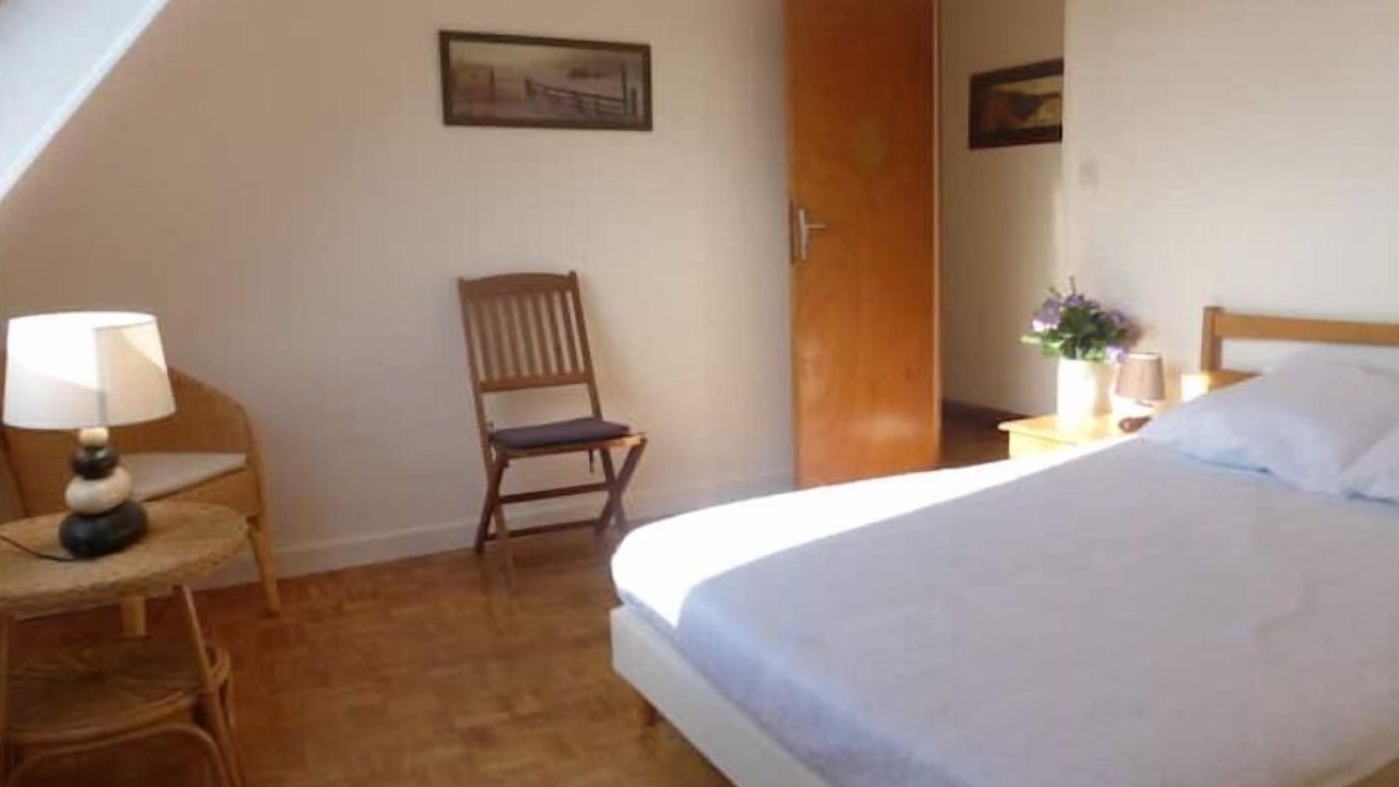 Photo of Bedroom in Cite
