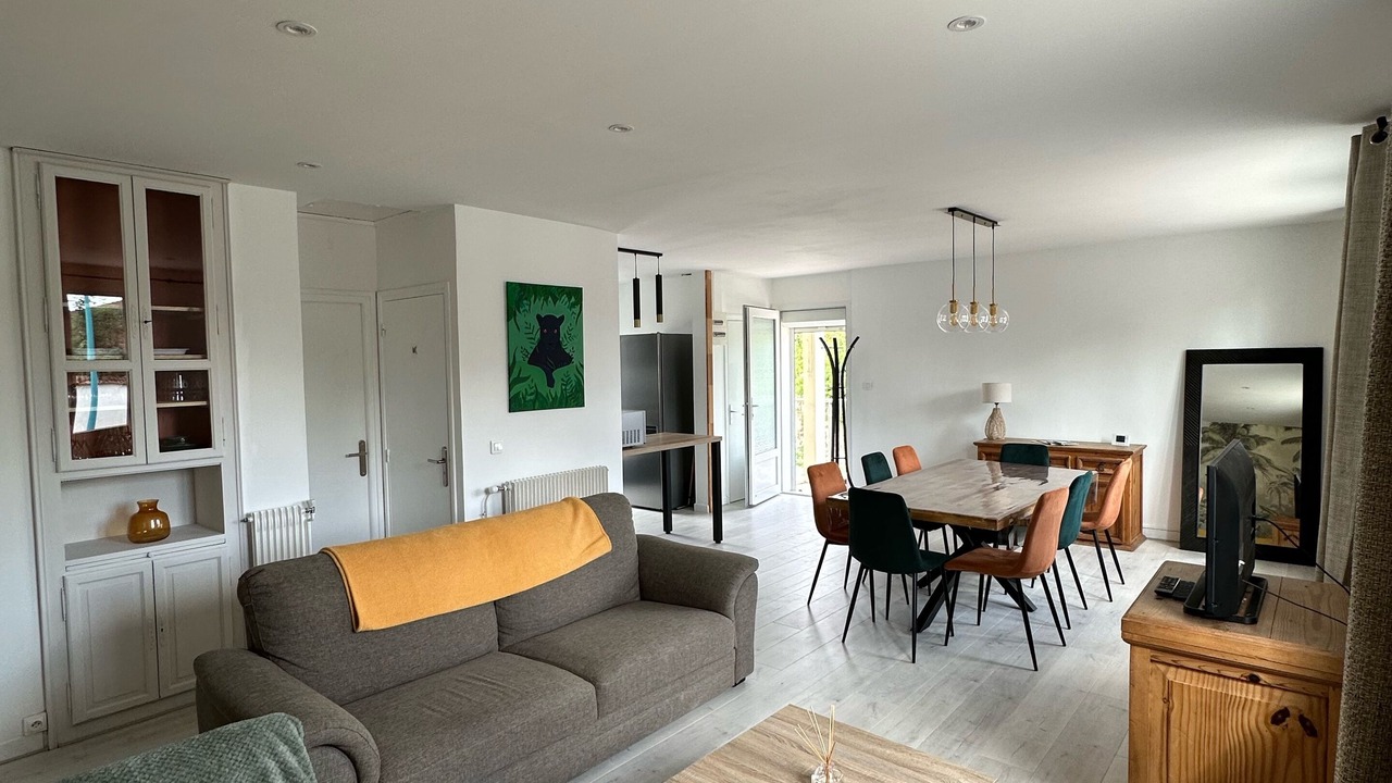 Photo of Livingroom in Juvigny