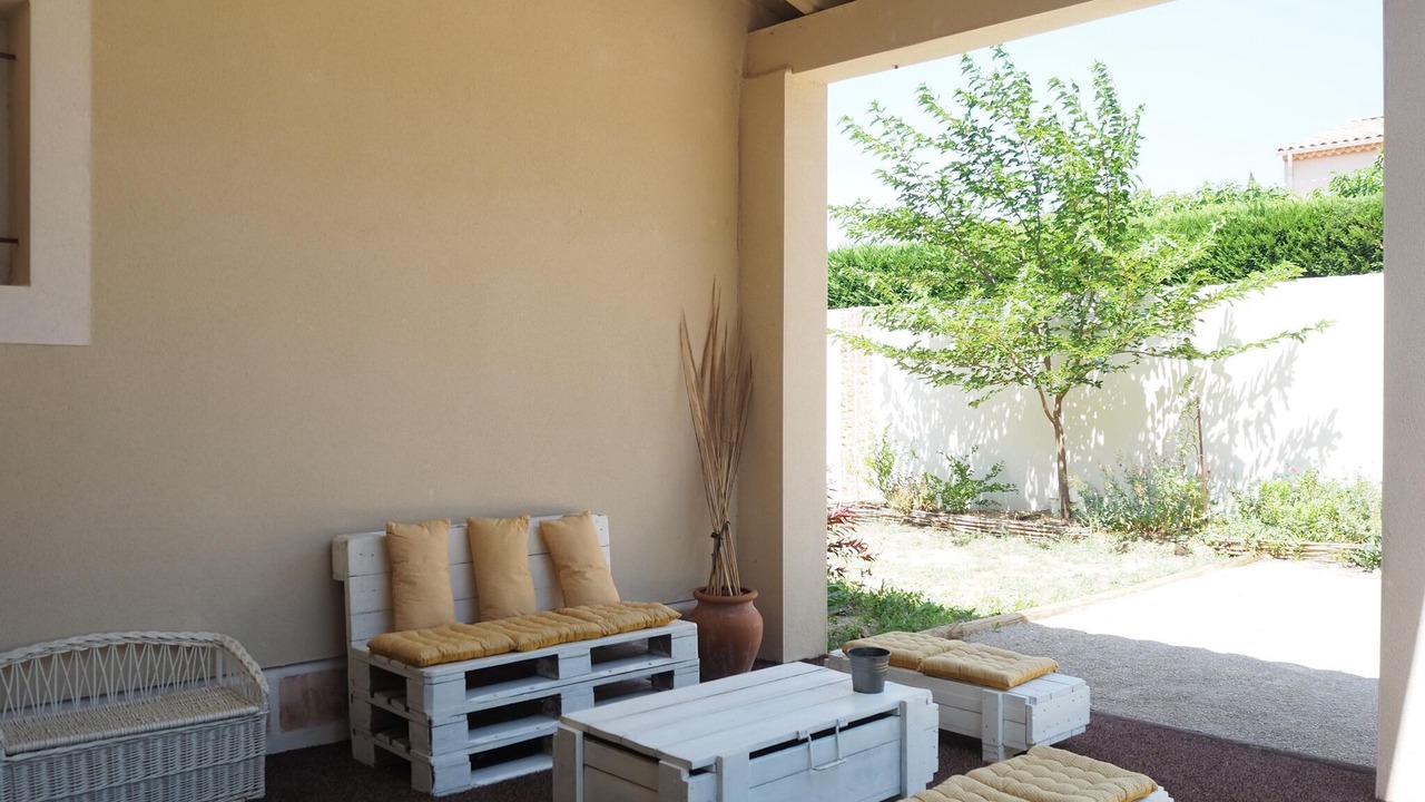 Photo of Patio Balcony in Domazan