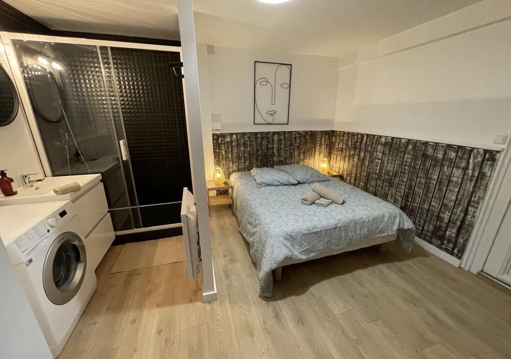 Photo of Bedroom in Centre Ville