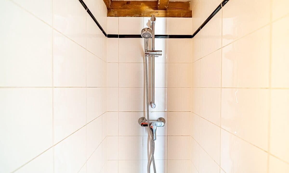 Photo of Bathroom in Cusset