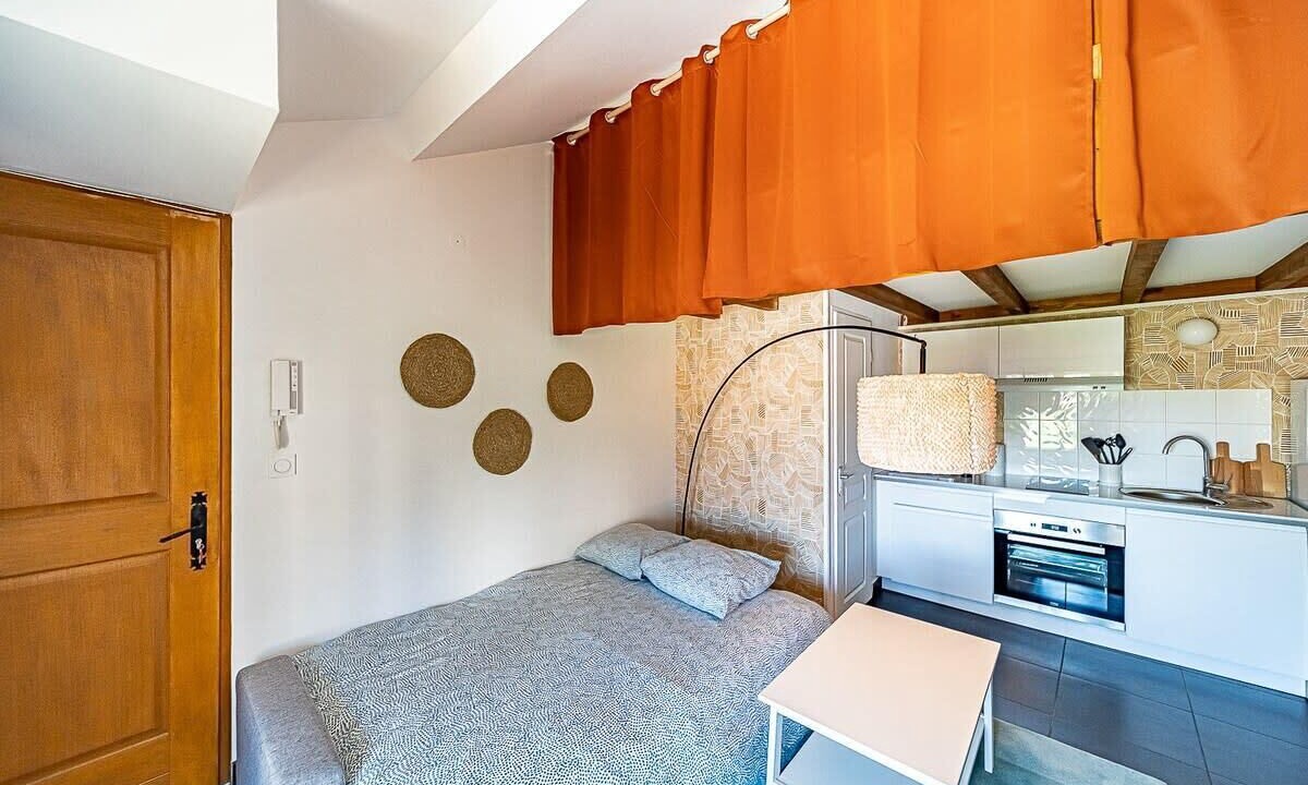 Photo of Bedroom in Cusset