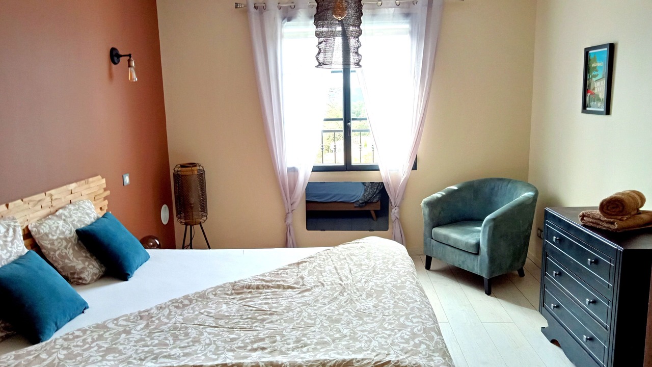 Photo of Bedroom in Castillon-du-Gard