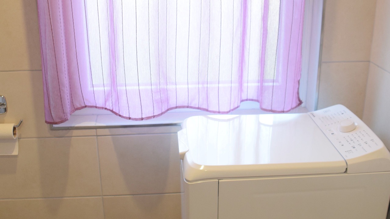 Photo of Bathroom in Rott