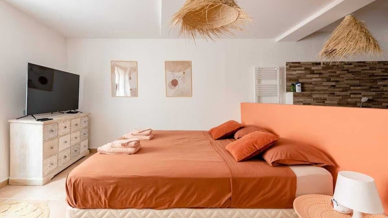 Photo of Bedroom in Montfort-sur-Argens
