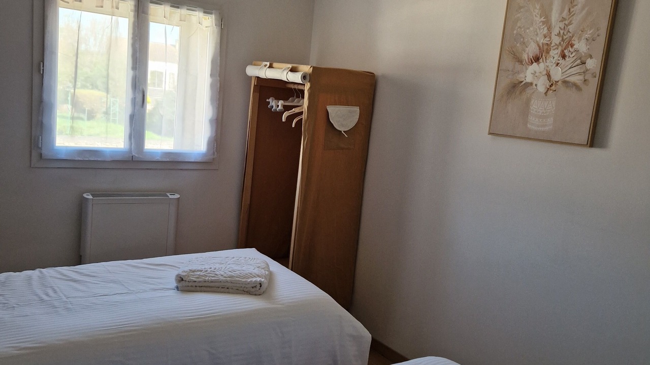 Photo of Bedroom in Gurgy