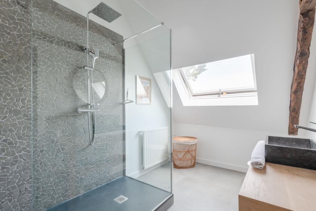 Photo of Bathroom in Crehen