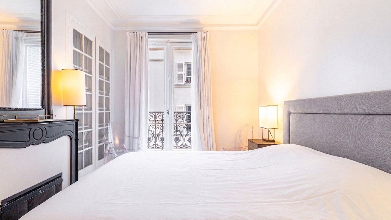 Photo of Bedroom in Notre-Dame-des-Champs
